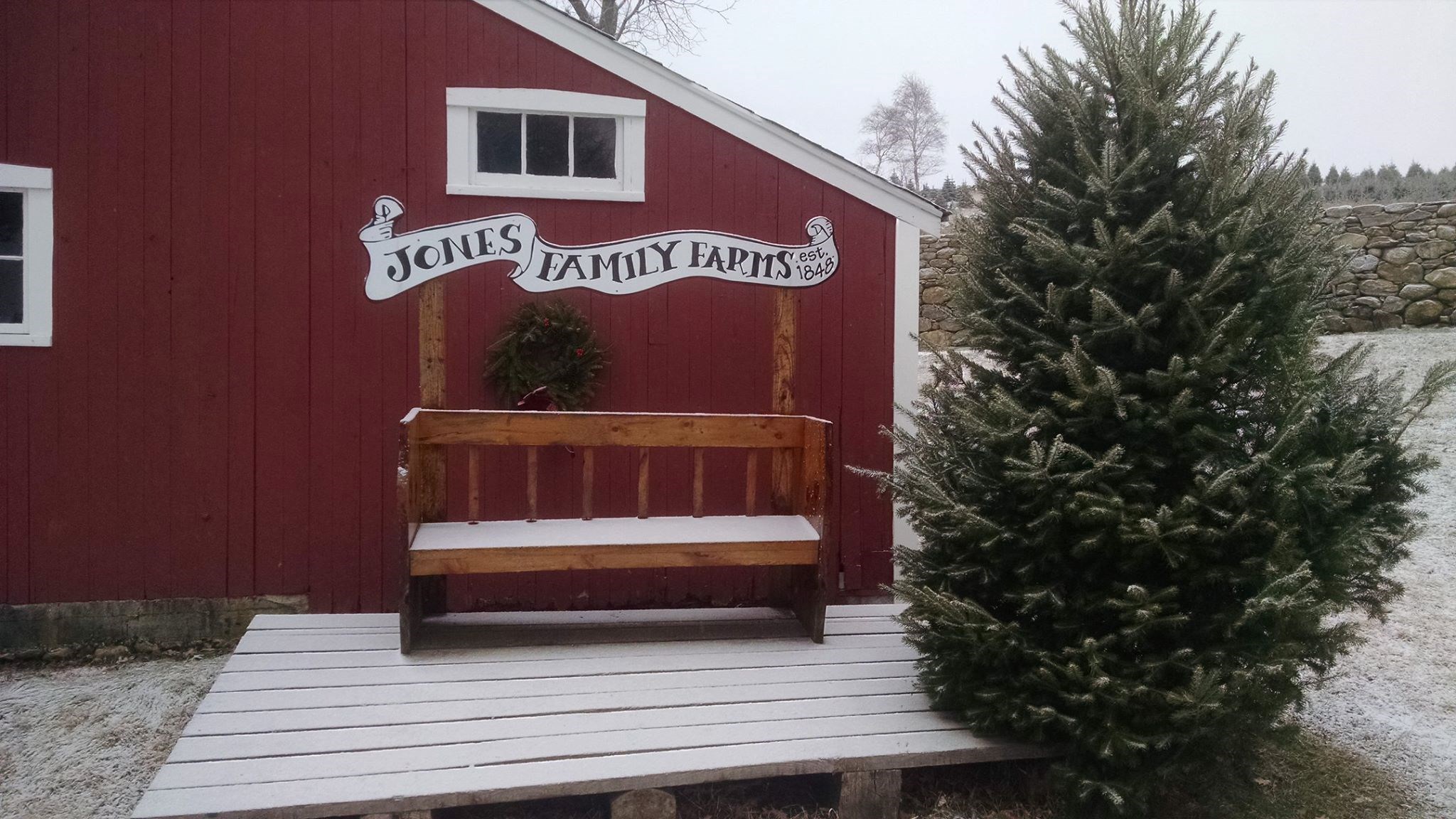 Jones Family Farms christmas tree farm | ChristmasTreeFarms.net